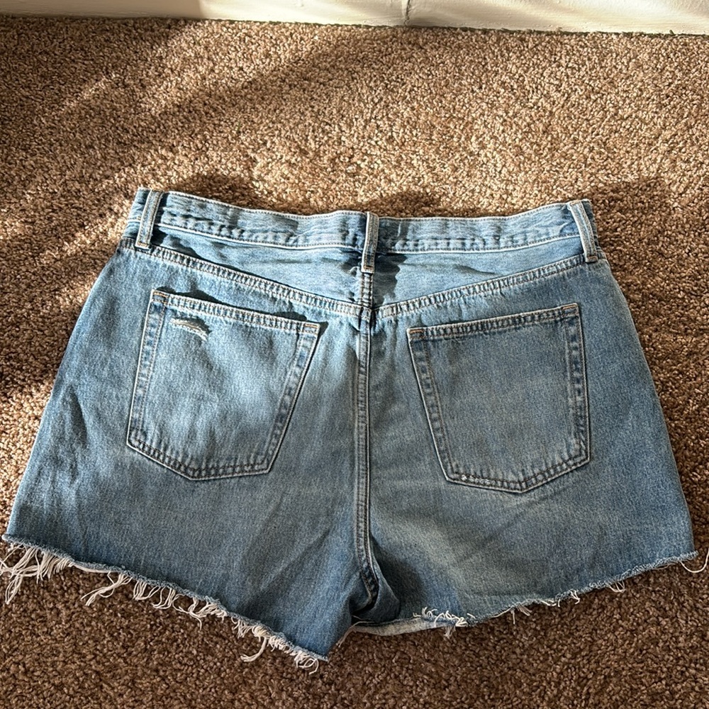 Uniqlo Jean Shorts - Picture 4 of 4
